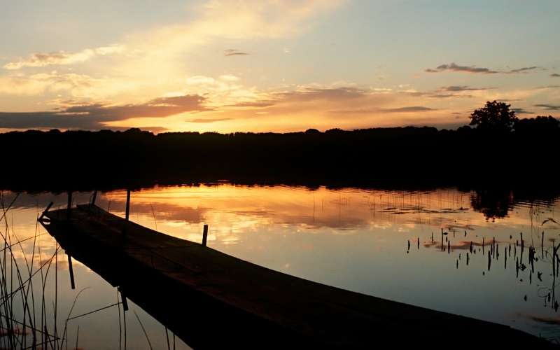 Dock on a lake at sunset800x500 Dock on a lake at sunset800x500